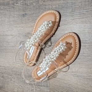 NWT CHELSEA & VIOLET Ella Pearl Sandal, 5.5